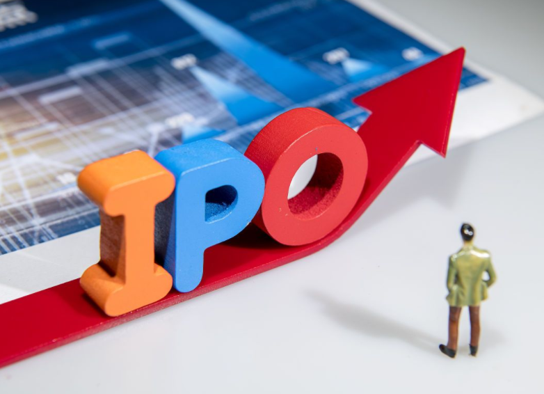IPO上半年受理量增近四成：未盈利企业扩